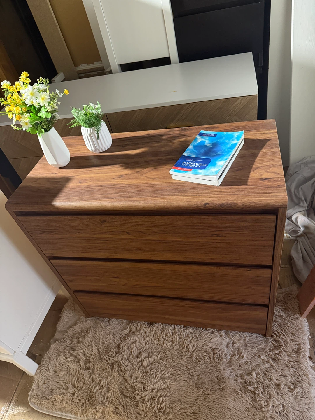 Modern 3-Drawer Wood Dresser - photo 3