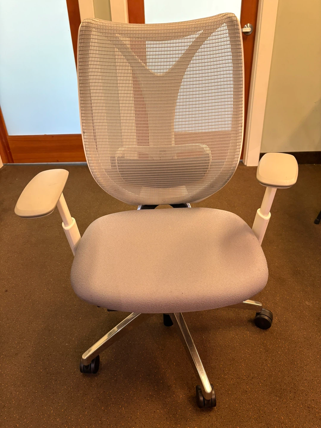Humanscale Freedom Task Chair - Grey/White