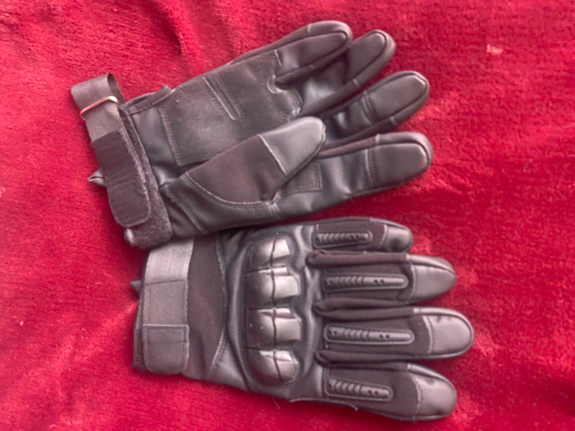 Black Protective Motorcycle Gloves