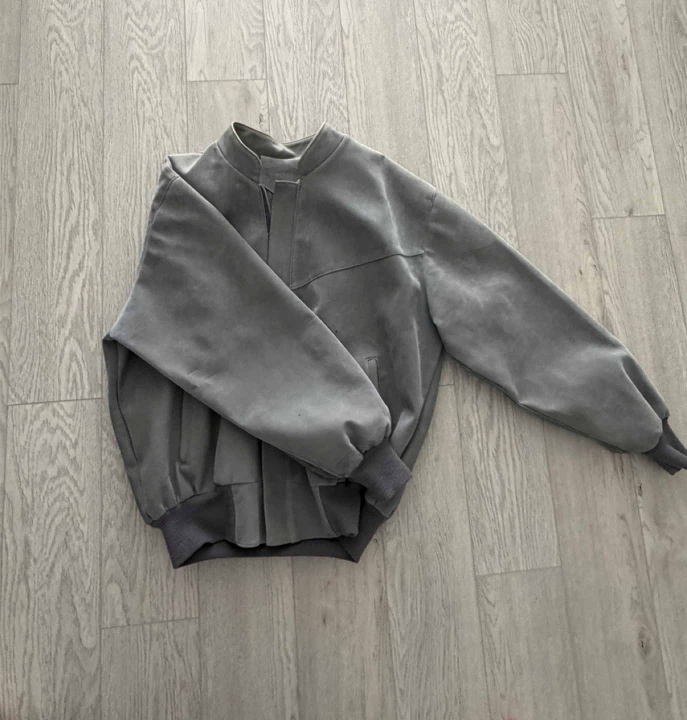 Vintage Grey Suede Bomber Jacket (Size L) - photo 2