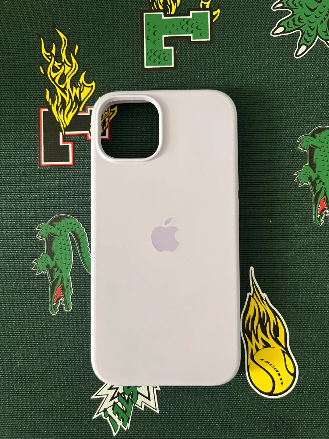 iPhone 13 Silicone Case - Light Purple