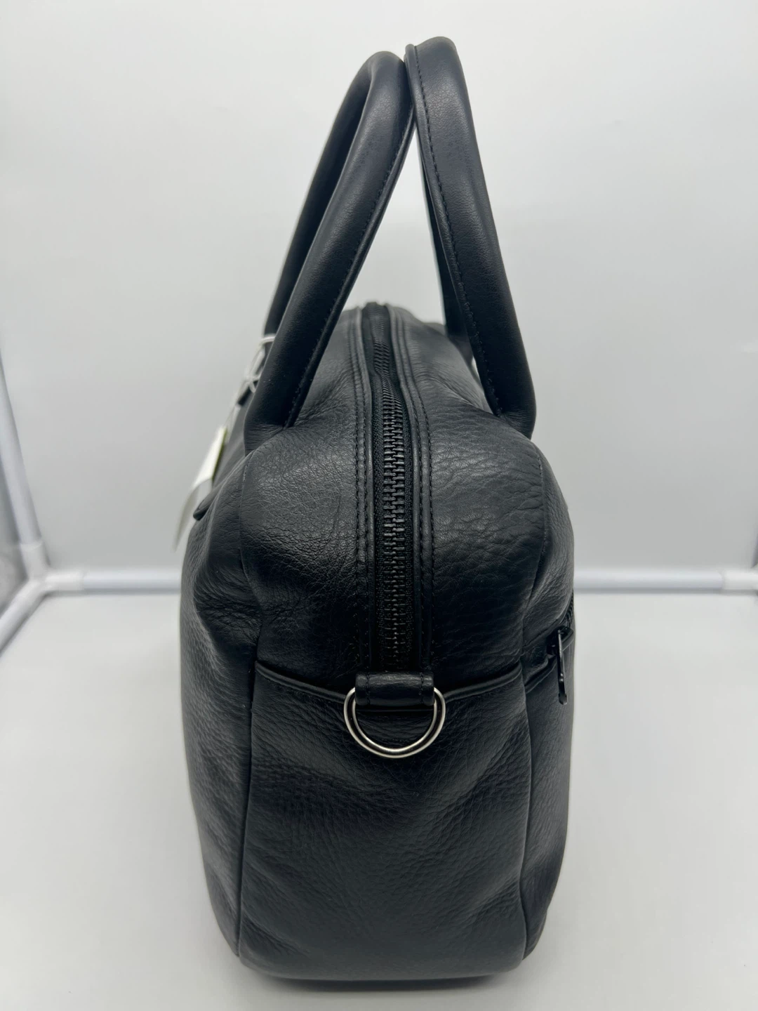 NEW M0851 HH13 City Black Full Grain Leather Small Satchel Bag - photo 3