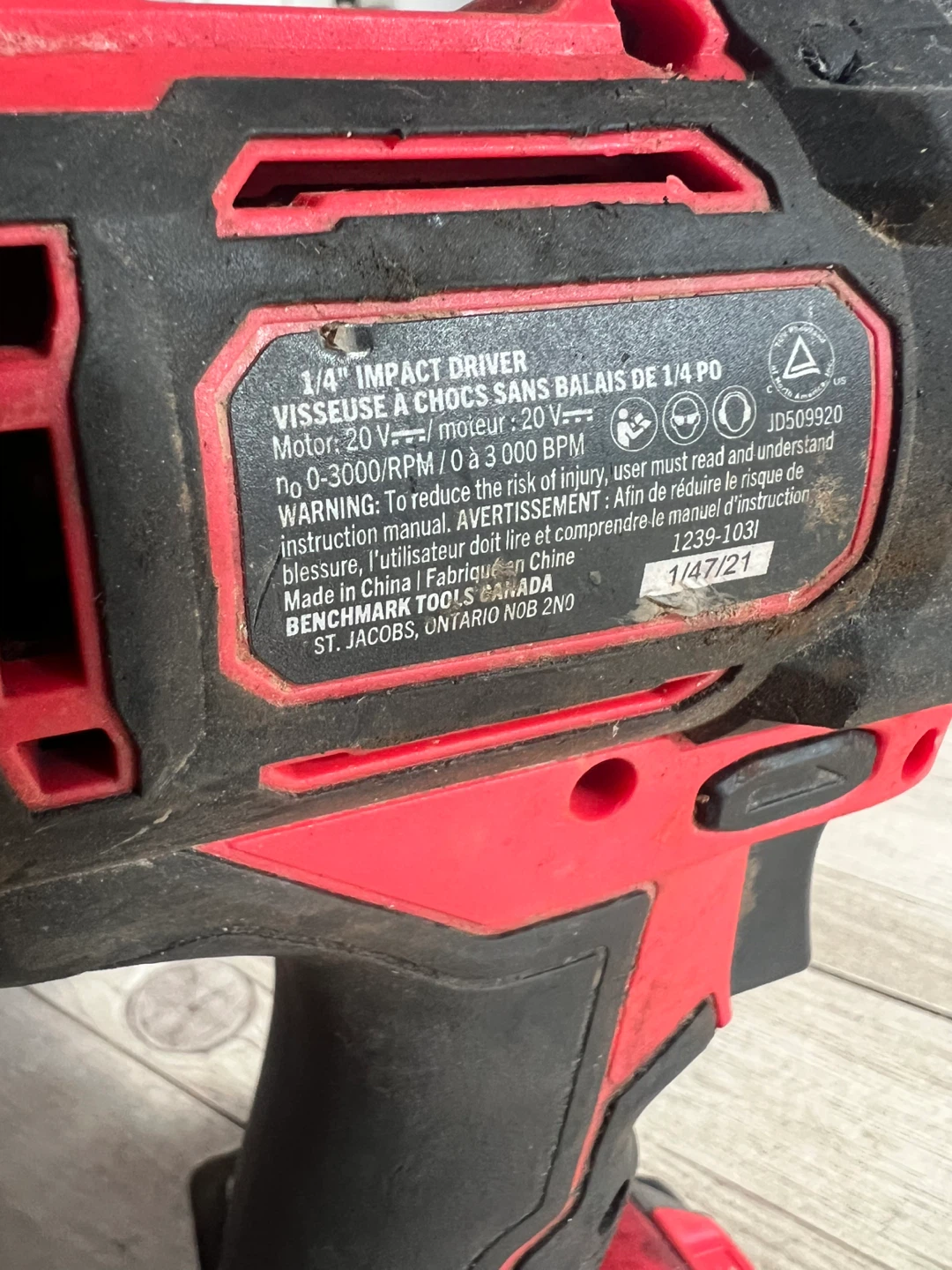 Benchmark 20V 1/4" Cordless Impact Driver - photo 2
