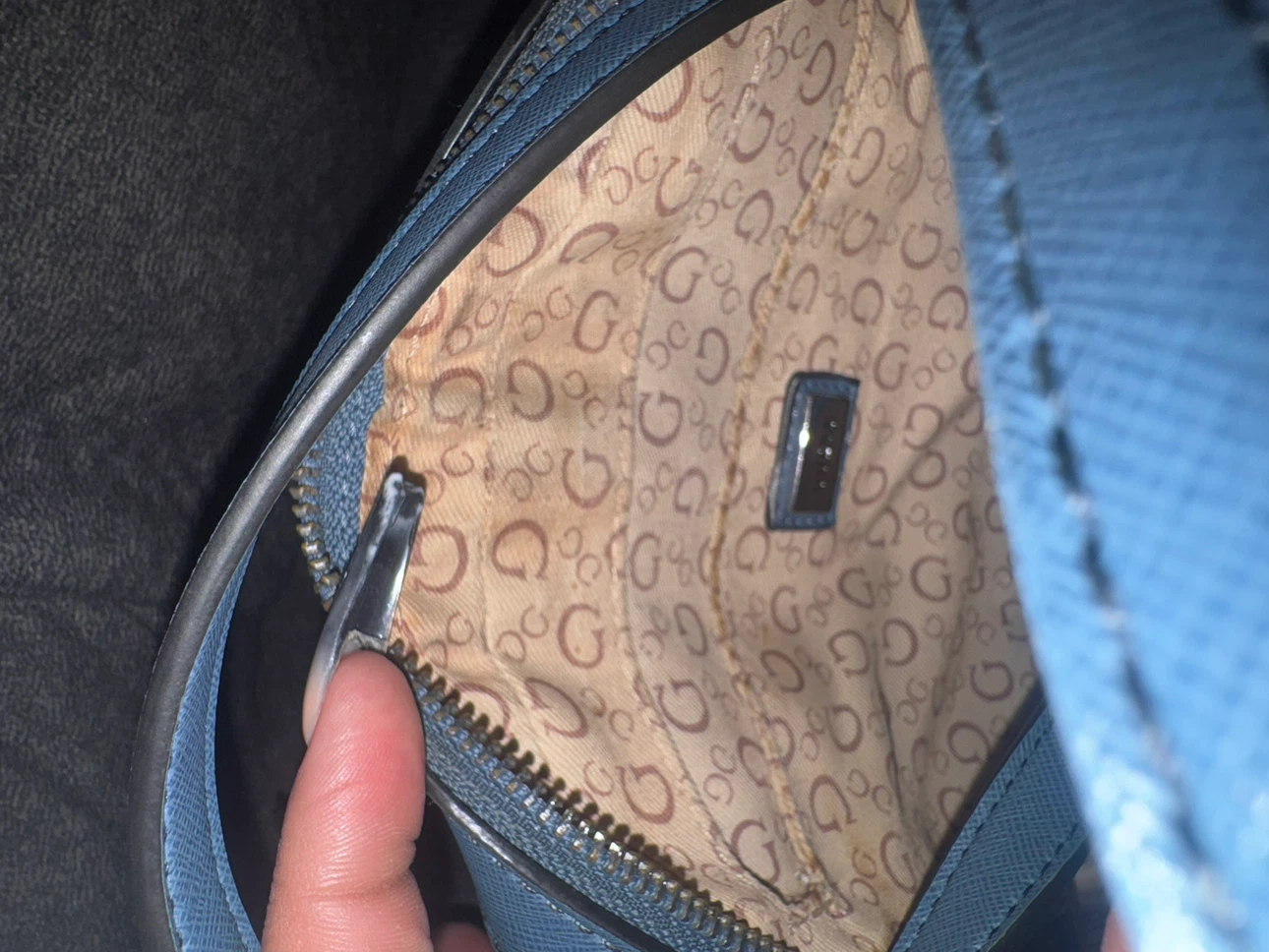 Light Blue Guess Los Angeles Crossbody Bag - photo 2
