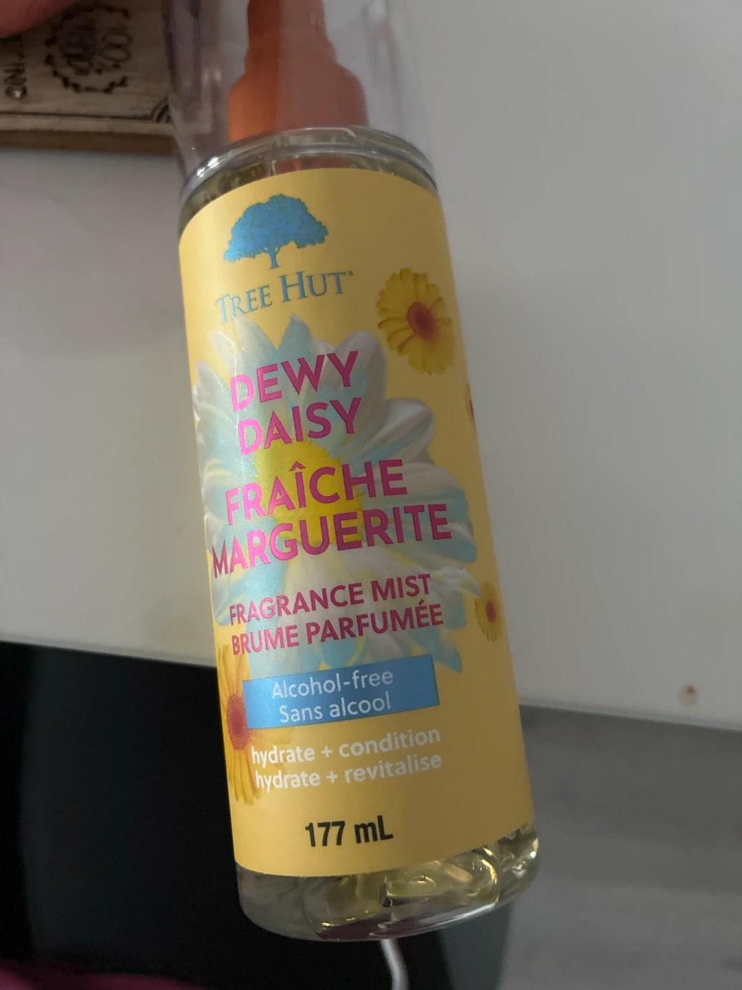 Tree Hut Dewy Daisy Fragrance Mist 177mL