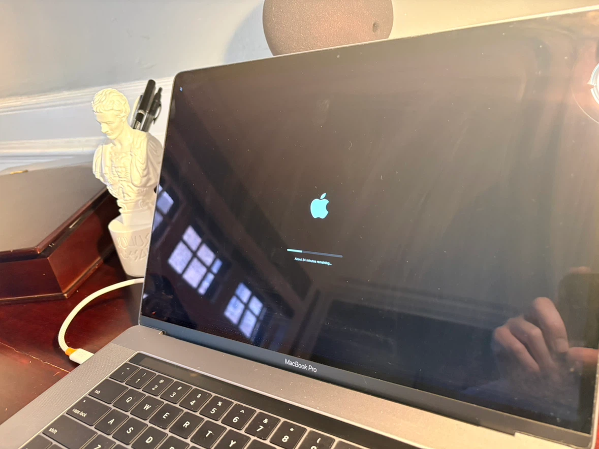 2017 MacBook Pro 1 TB