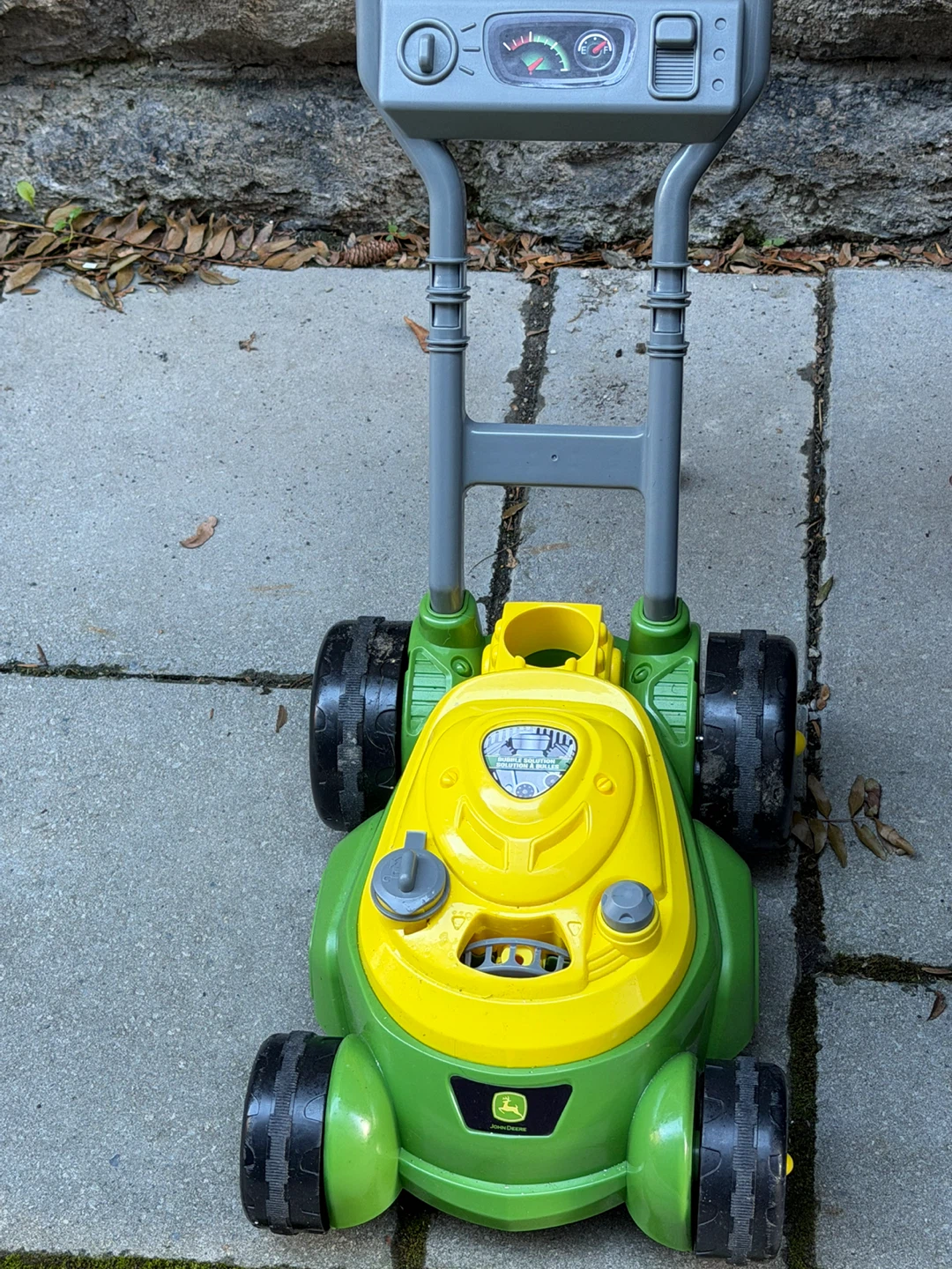 John Deere Bubble Lawn Mower