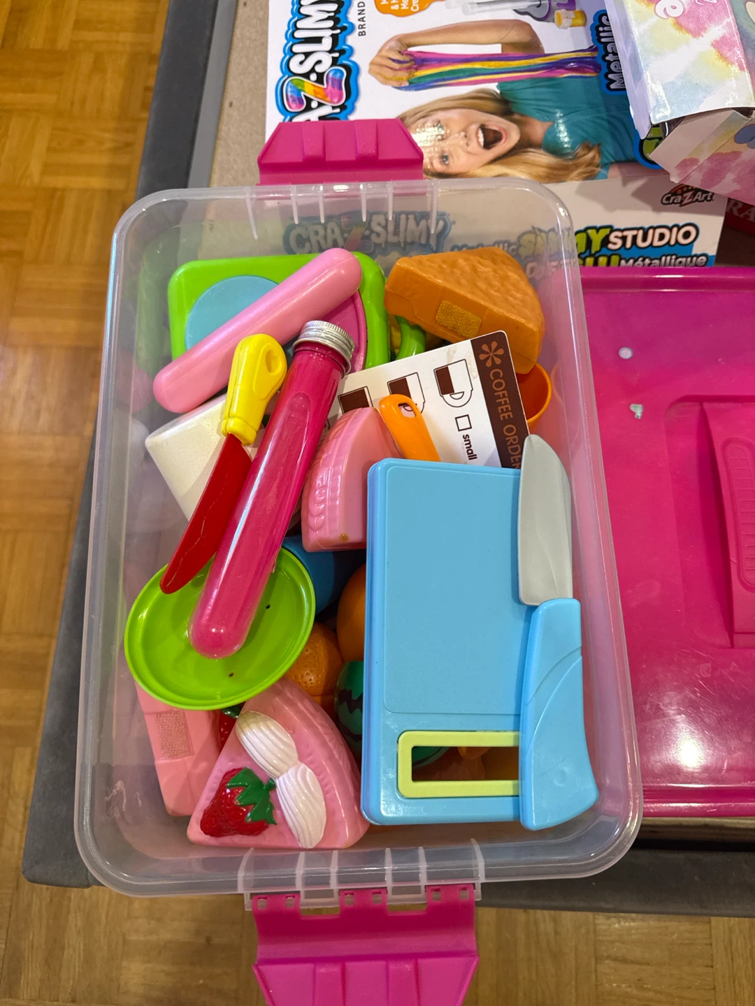 Toy Food and Kitchen Play Set in Storage Bin
