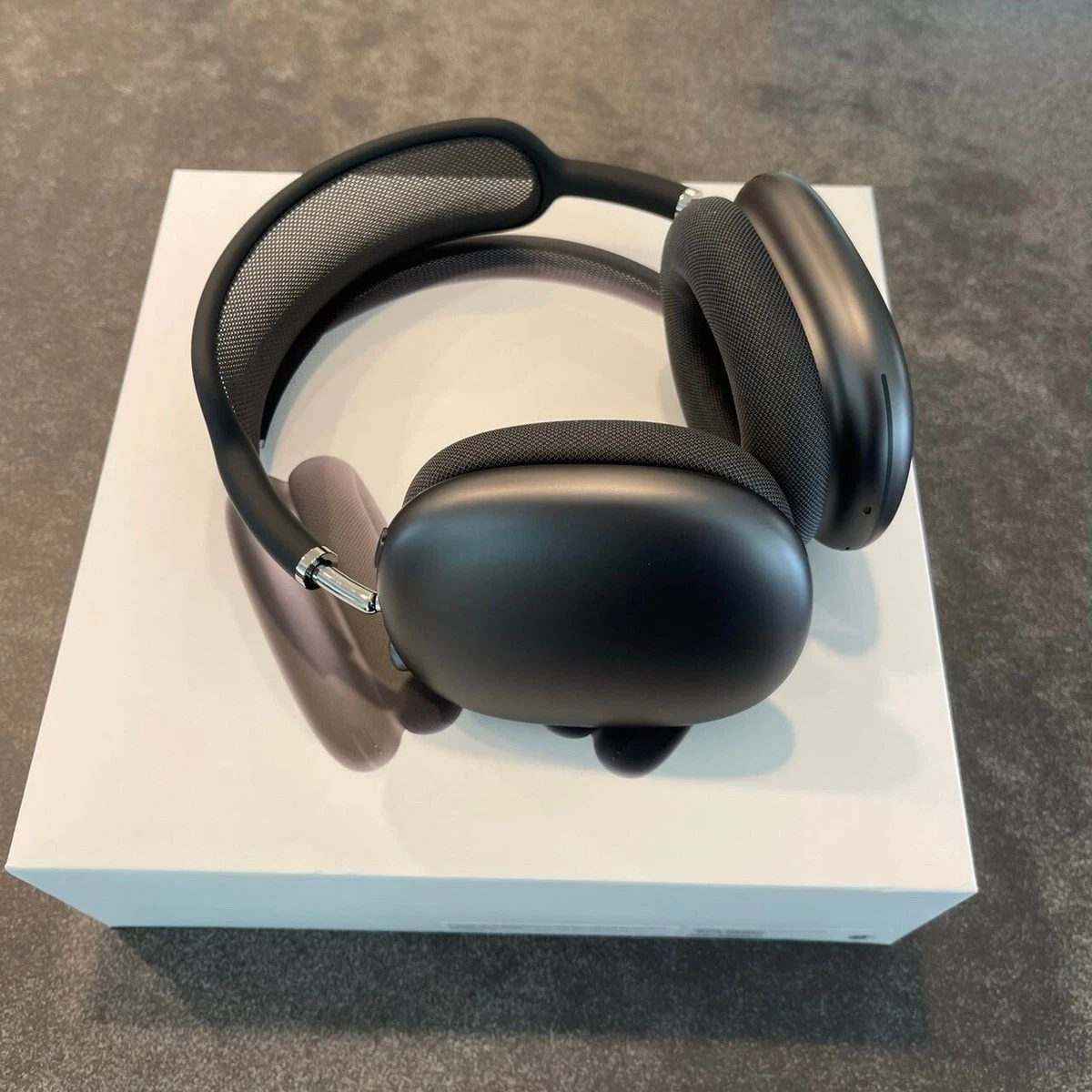 Apple AirPods Max Space Grey