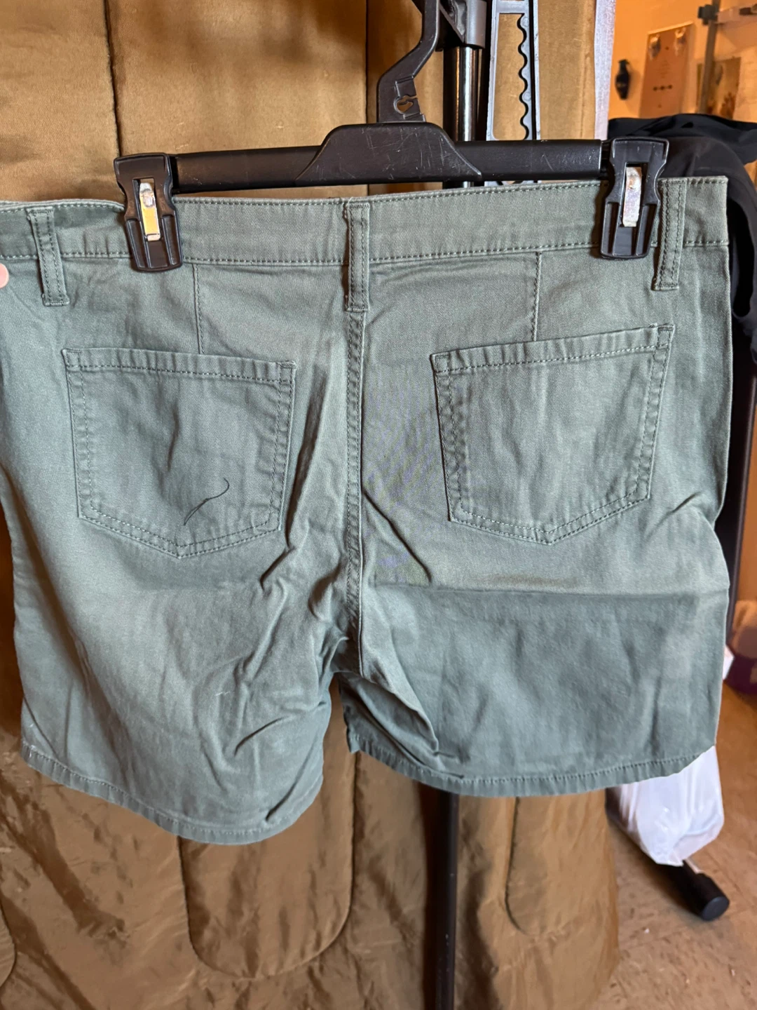 Jones New York Olive Green Shorts Size 10 - photo 3