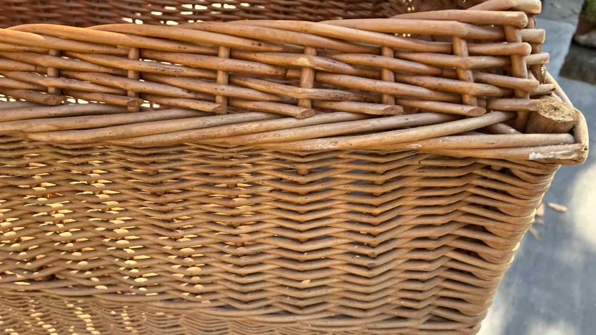 big Vintage Willow Wicker Basket Fall Halloween Porch Decor - photo 5