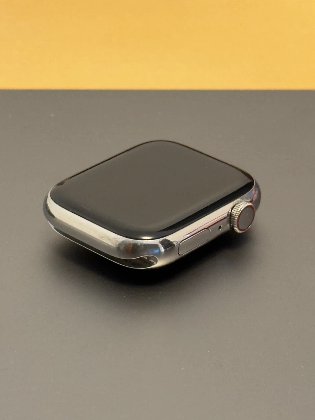 Apple Watch Series 7, 45mm Stainless Steel GPS + Cellular - photo 5