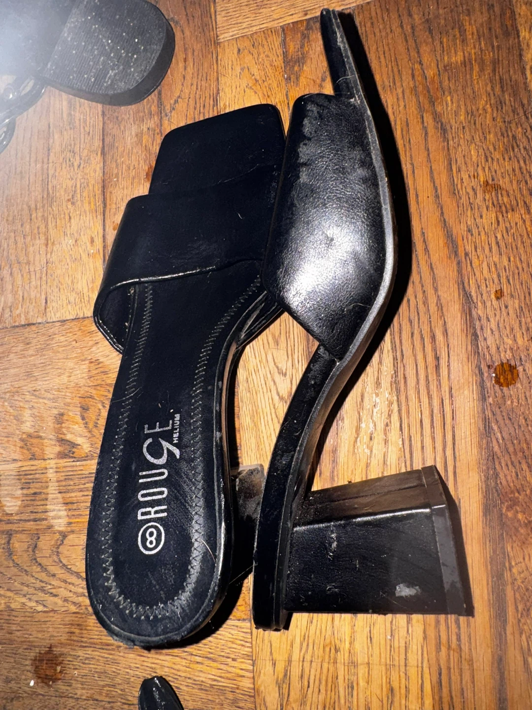 Rouge Helium Black Block Heel Sandals
