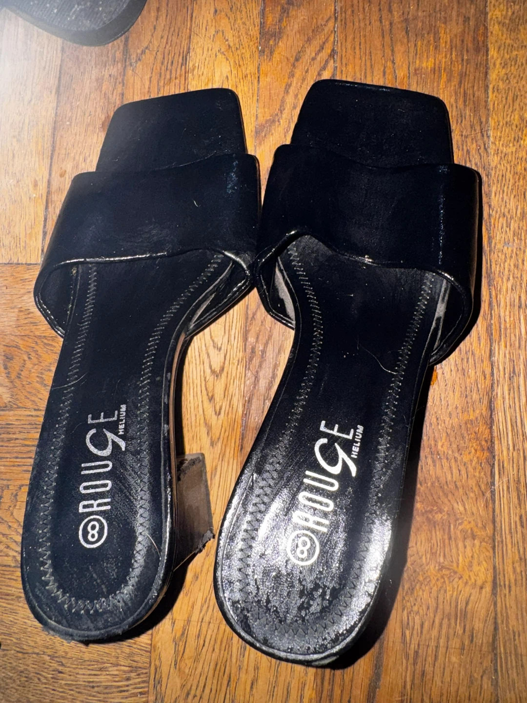Rouge Helium Black Block Heel Sandals - photo 3