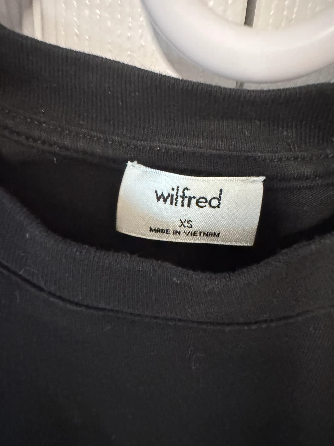 Wilfred Black Cropped Elastic Hem T-Shirt Size XS - photo 2