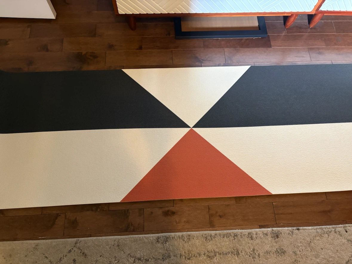 Geometric Pattern Yoga Mat - photo 2