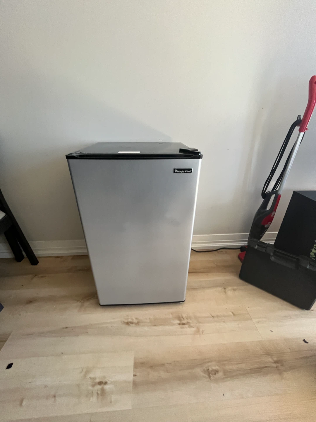 Magic Chef Mini Fridge - photo 2
