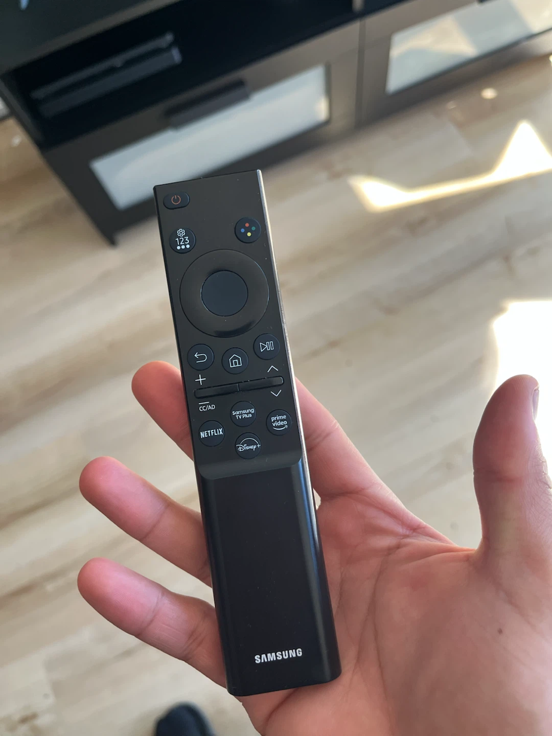 Samsung 4K Smart TV + IKEA Brimnes TV Bench BUNDLE - photo 4