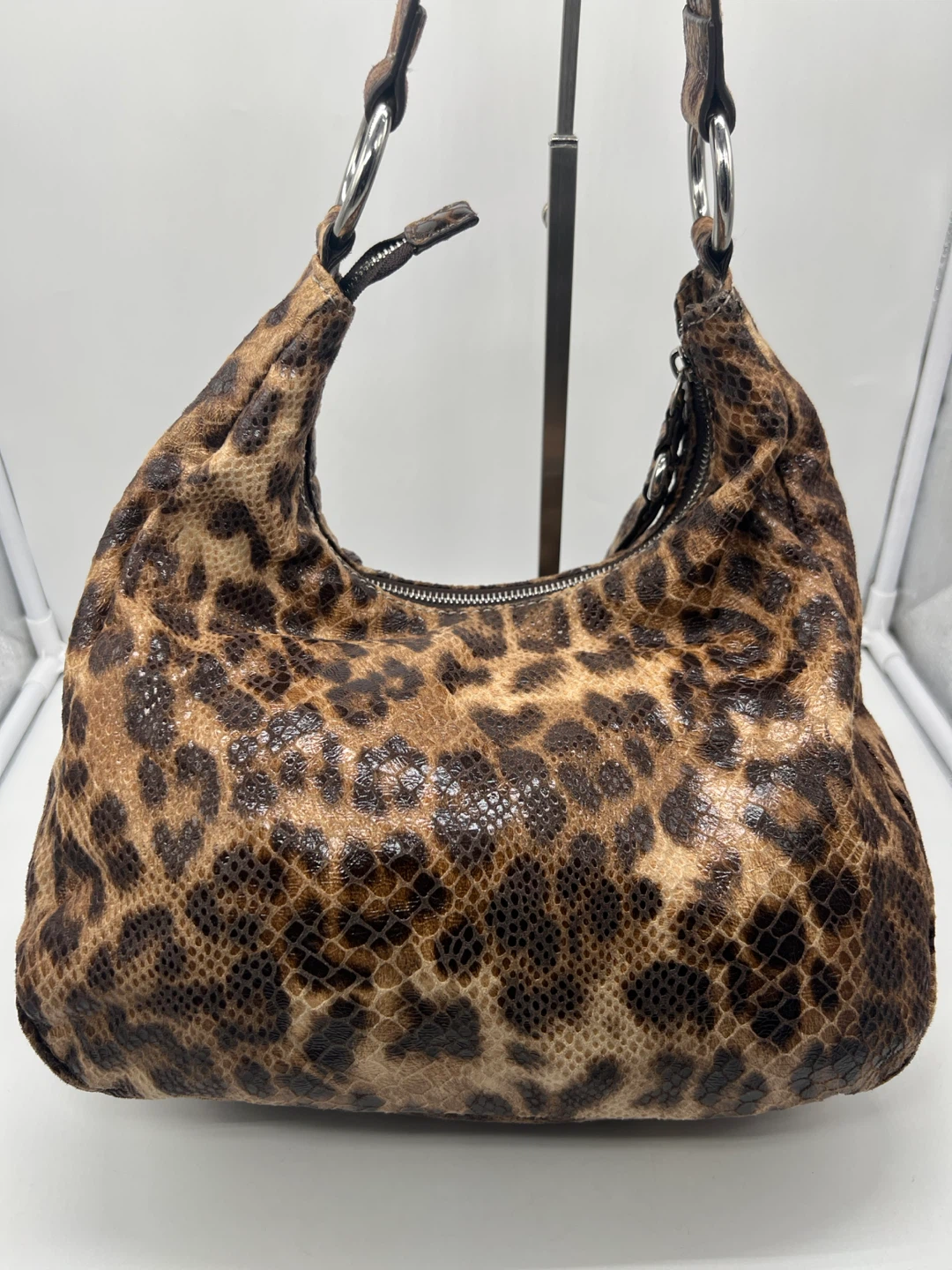 GUESS VINTAGE Y2K Cougar Leopard Print Faux Snakeskin Hobo Bag - photo 4