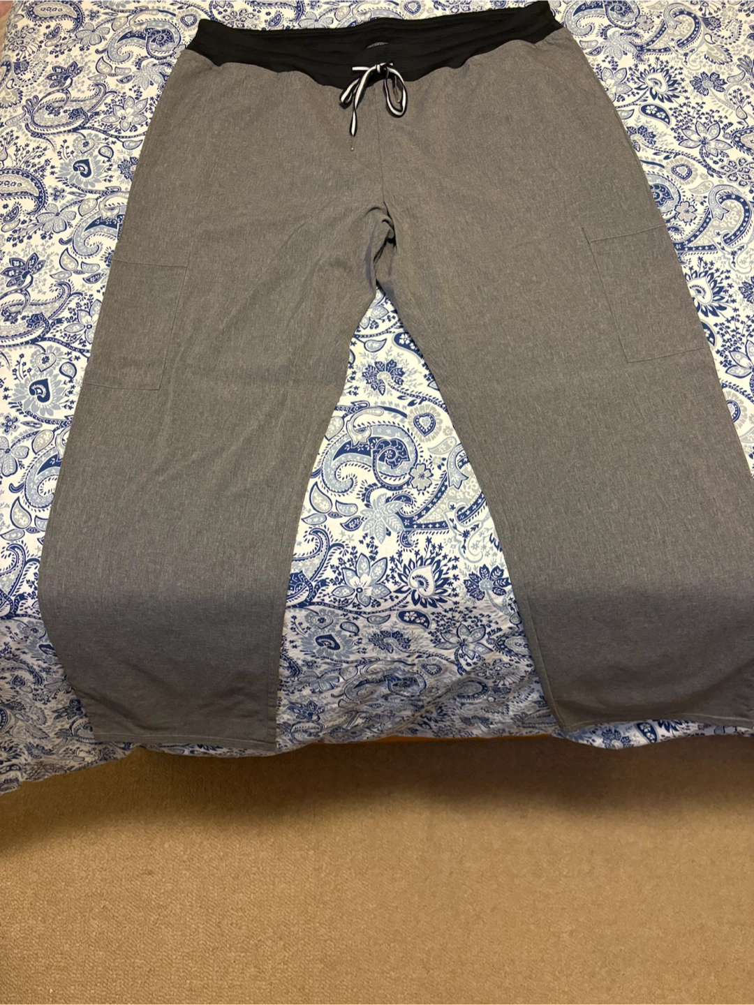 Two pairs of scrub pants - photo 2