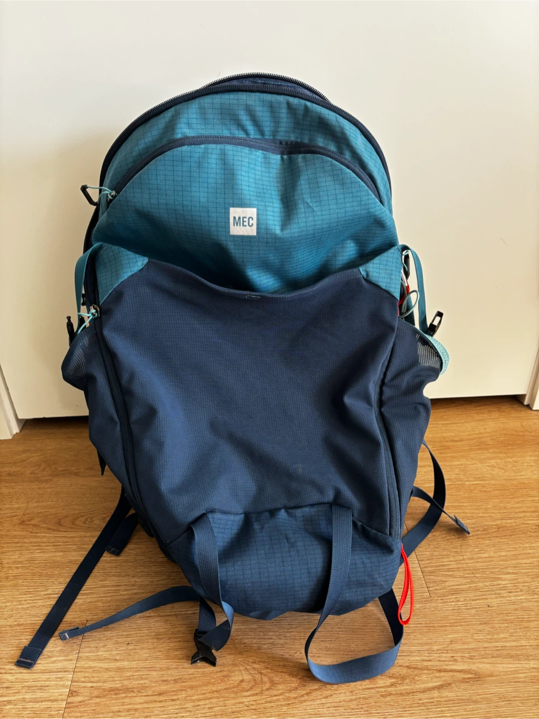 MEC 35L backpack