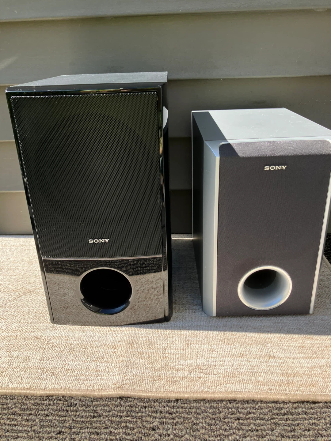 Sony speaker pair