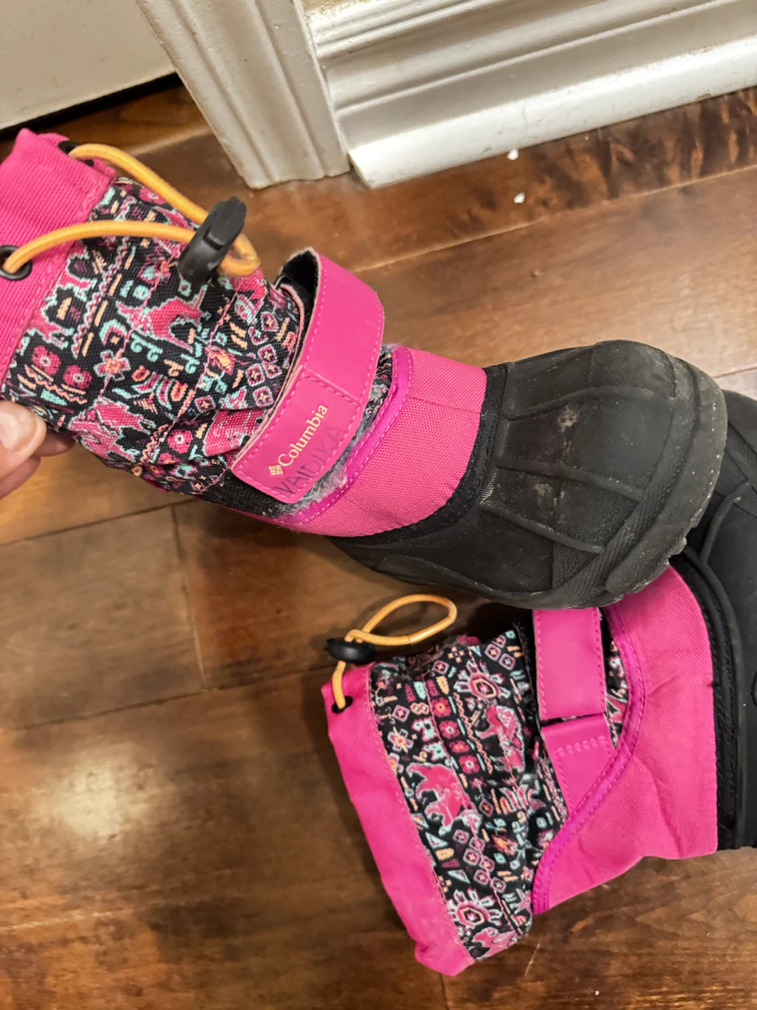 Columbia Youth Winter Boots kids Size 10 - photo 2