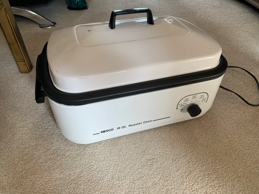 NESCO 18 Qt. Roaster Oven