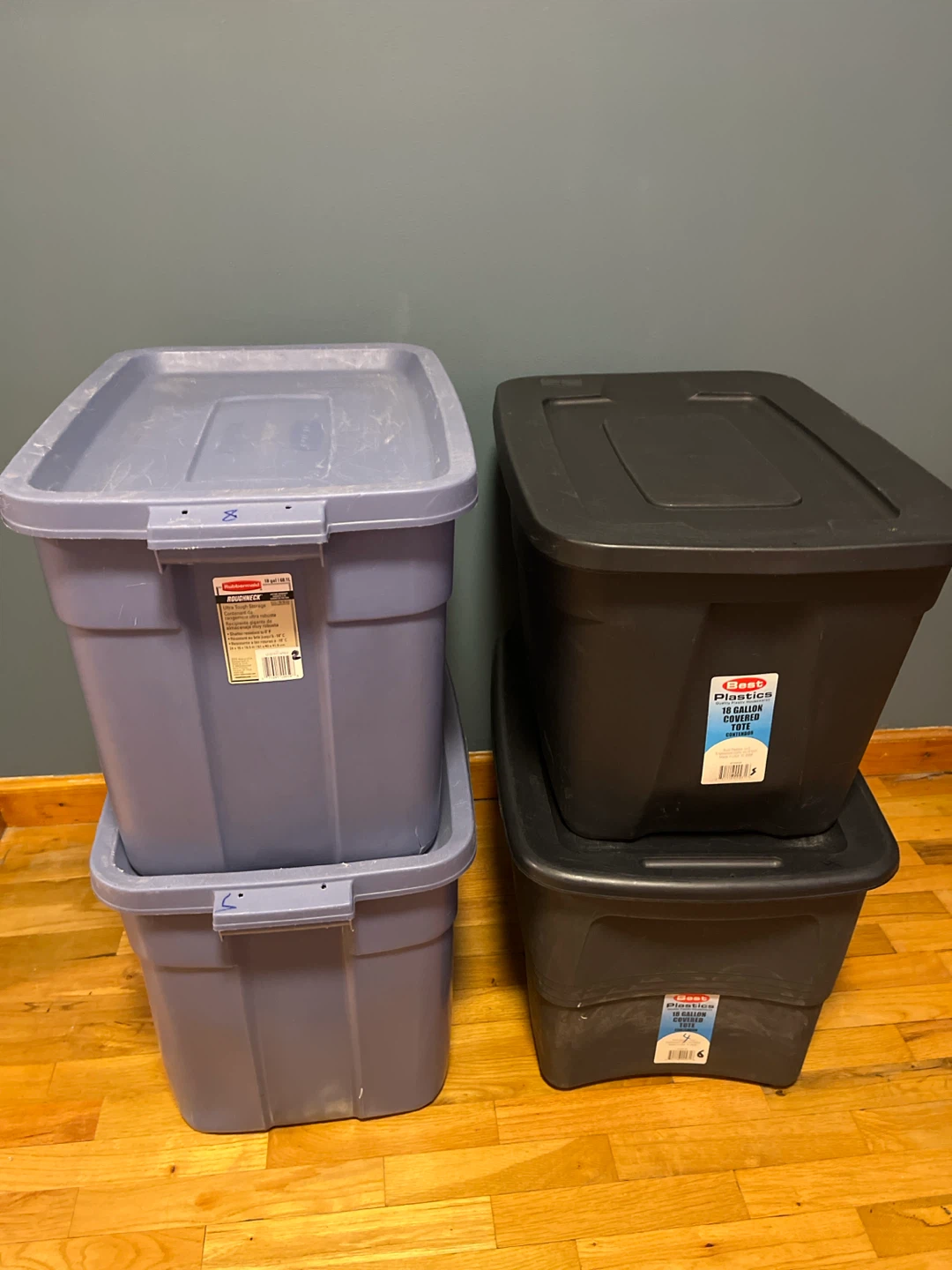 4 Storage Totes 18 Gallon