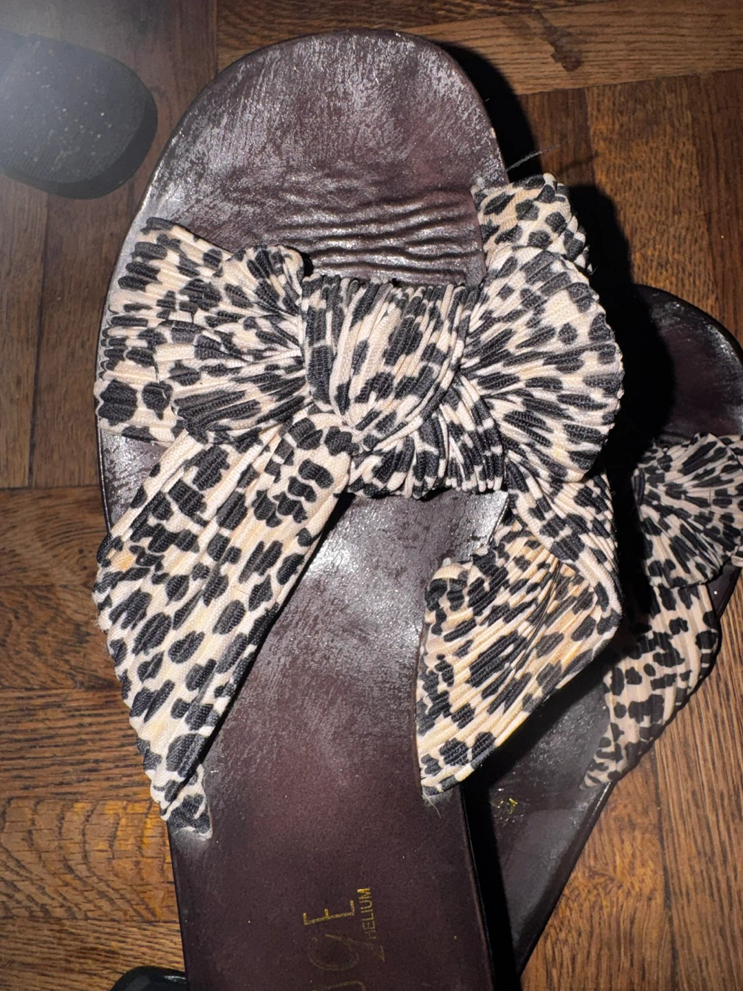 Rouge Helium Animal Print Bow Sandals