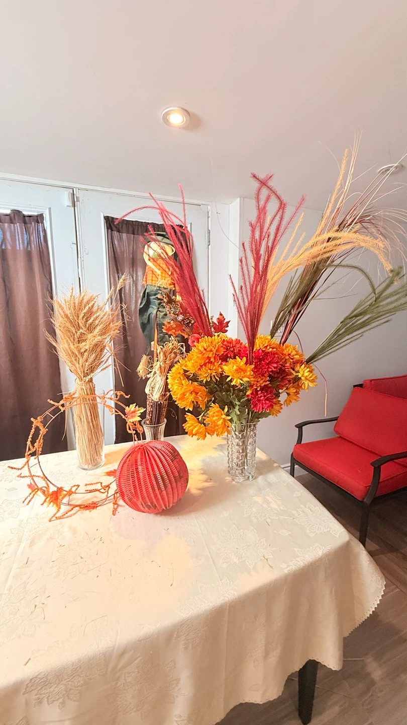 Thanksgiving Assorted Autumn Home Decor Set