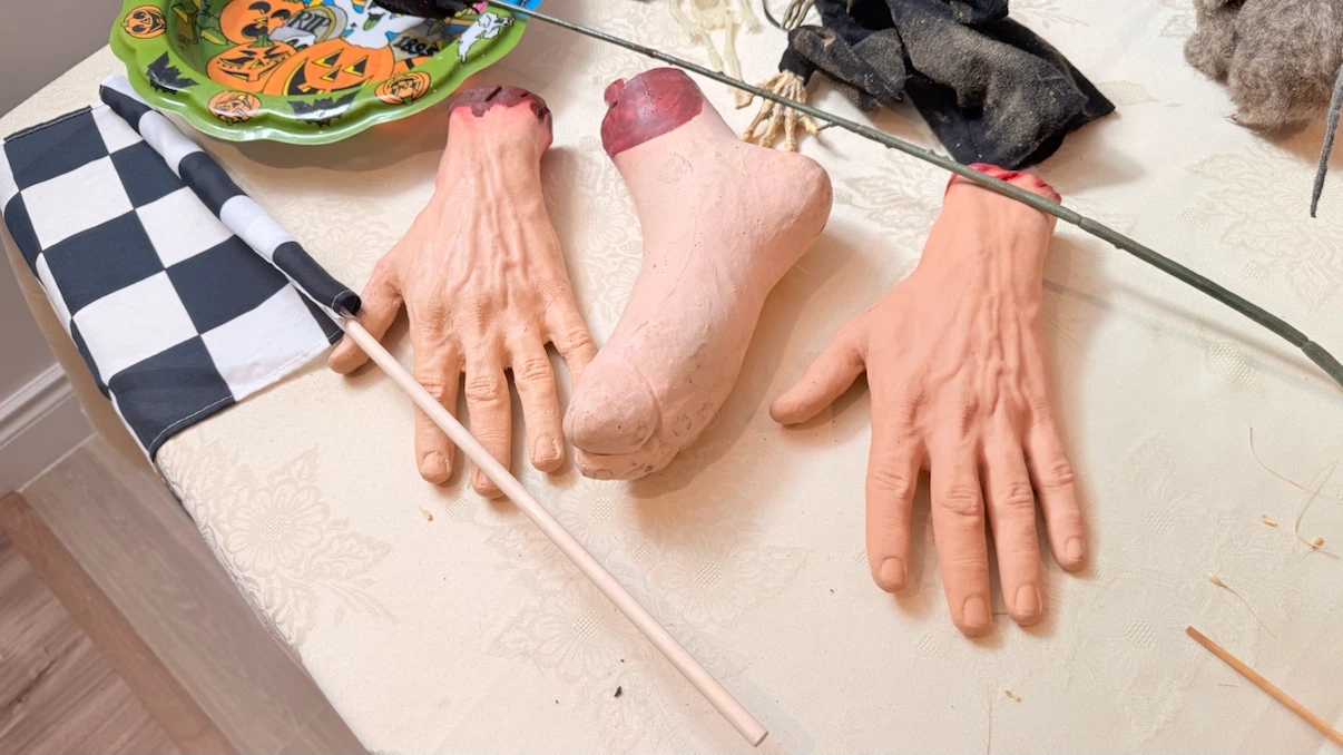 Halloween Decorative Prop Collection - photo 3