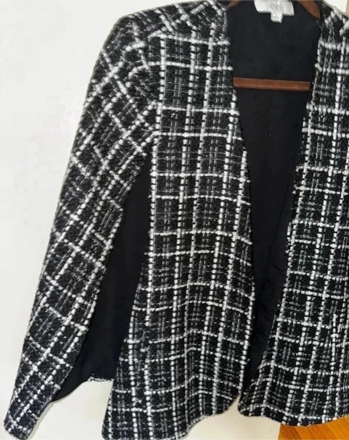 OVI Black & White Tweed Cape Blazer – Size Large - photo 4