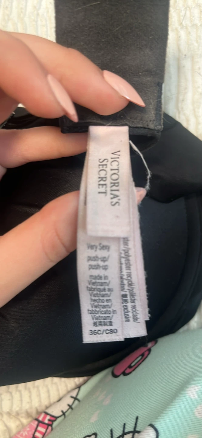 Victoria's Secret Very Sexy Push-Up Bra Black 36C - photo 2