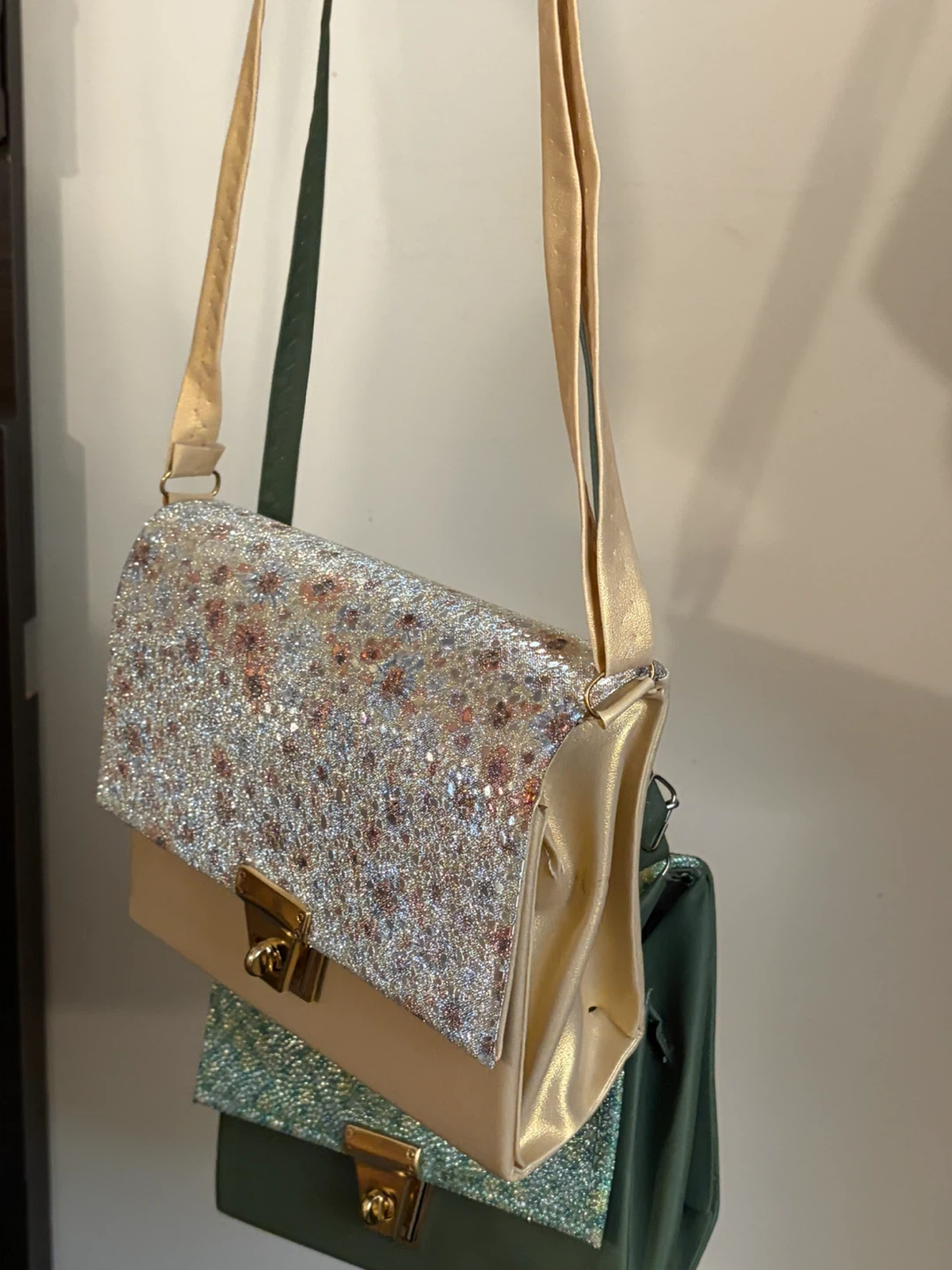 glittery crossbody bags completely new (BUY 1 get one FREE)
