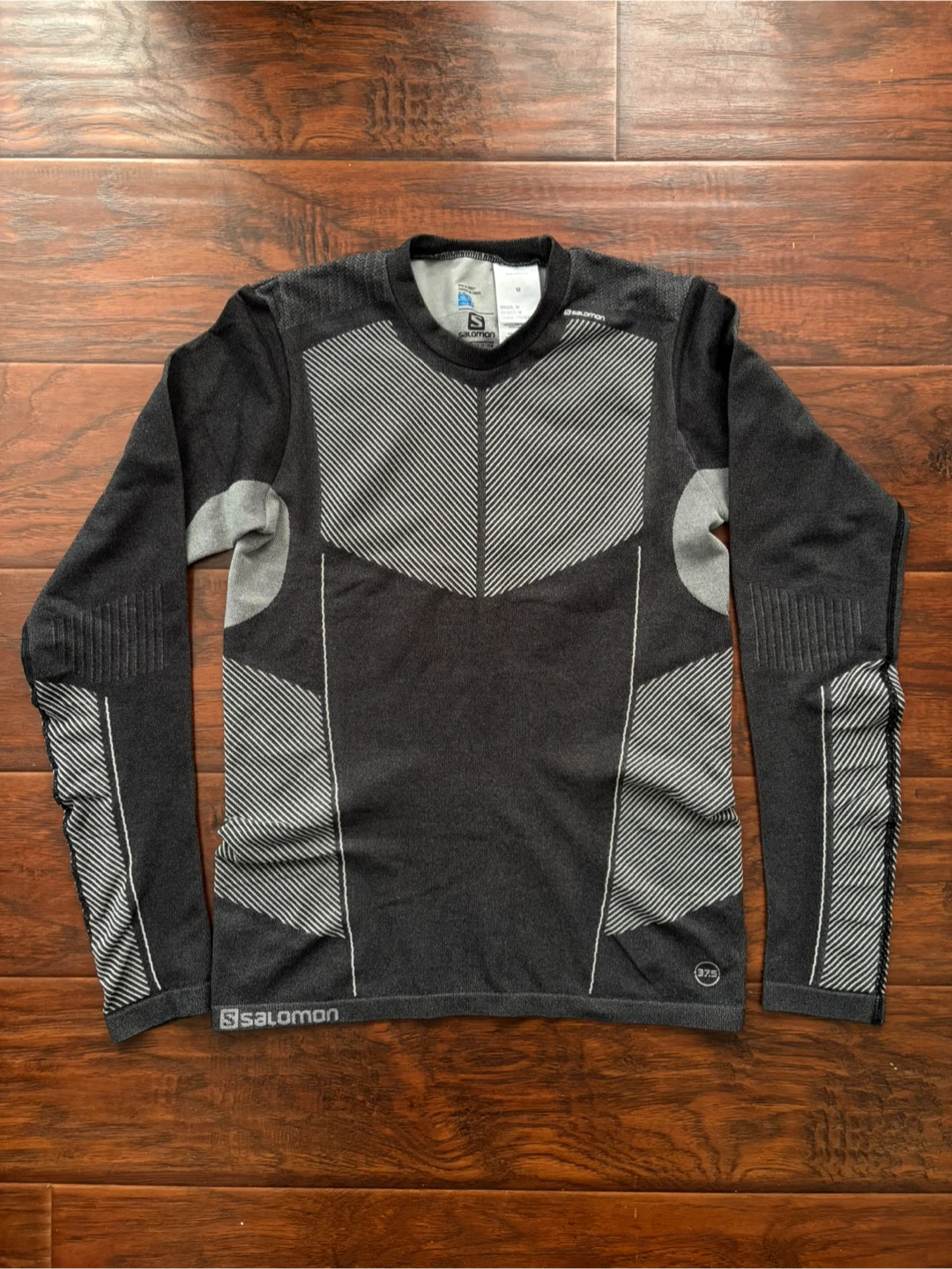 Salomon active long sleeve top M run hike bike sport