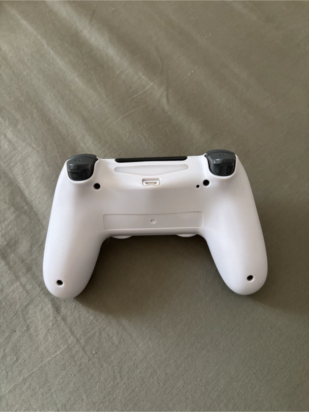 White Sony DualShock 4 Wireless Controller - photo 3