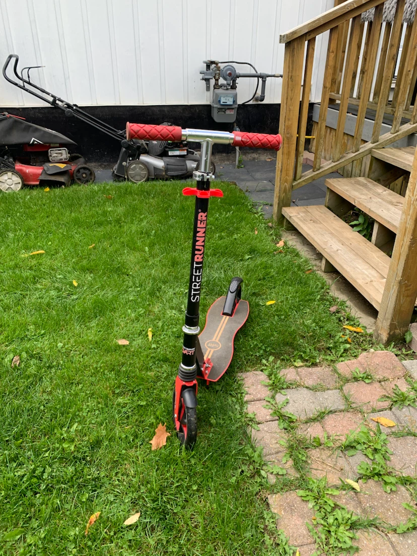 Street Runner Dart Kick Scooter