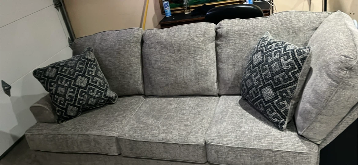 Brand New Ashley Sectional Couch. NEED GONE ASAP - photo 4