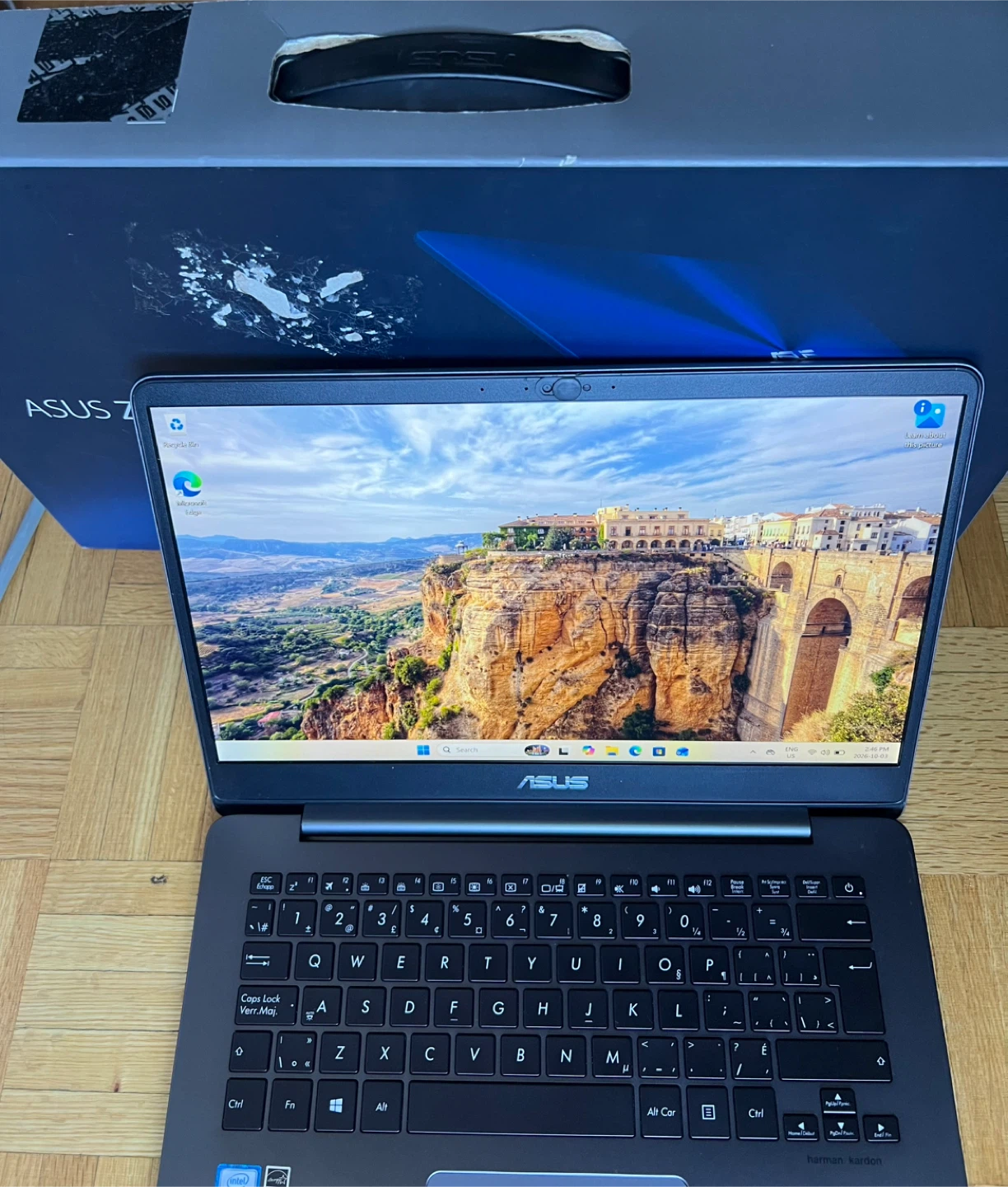 ASUS UX430U Laptop – Intel i5 | 8GB RAM | 256GB SSD