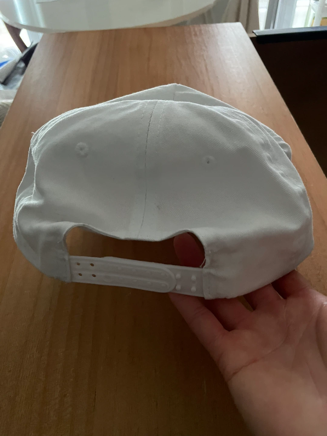 Marlboro White Snapback Hat - photo 2