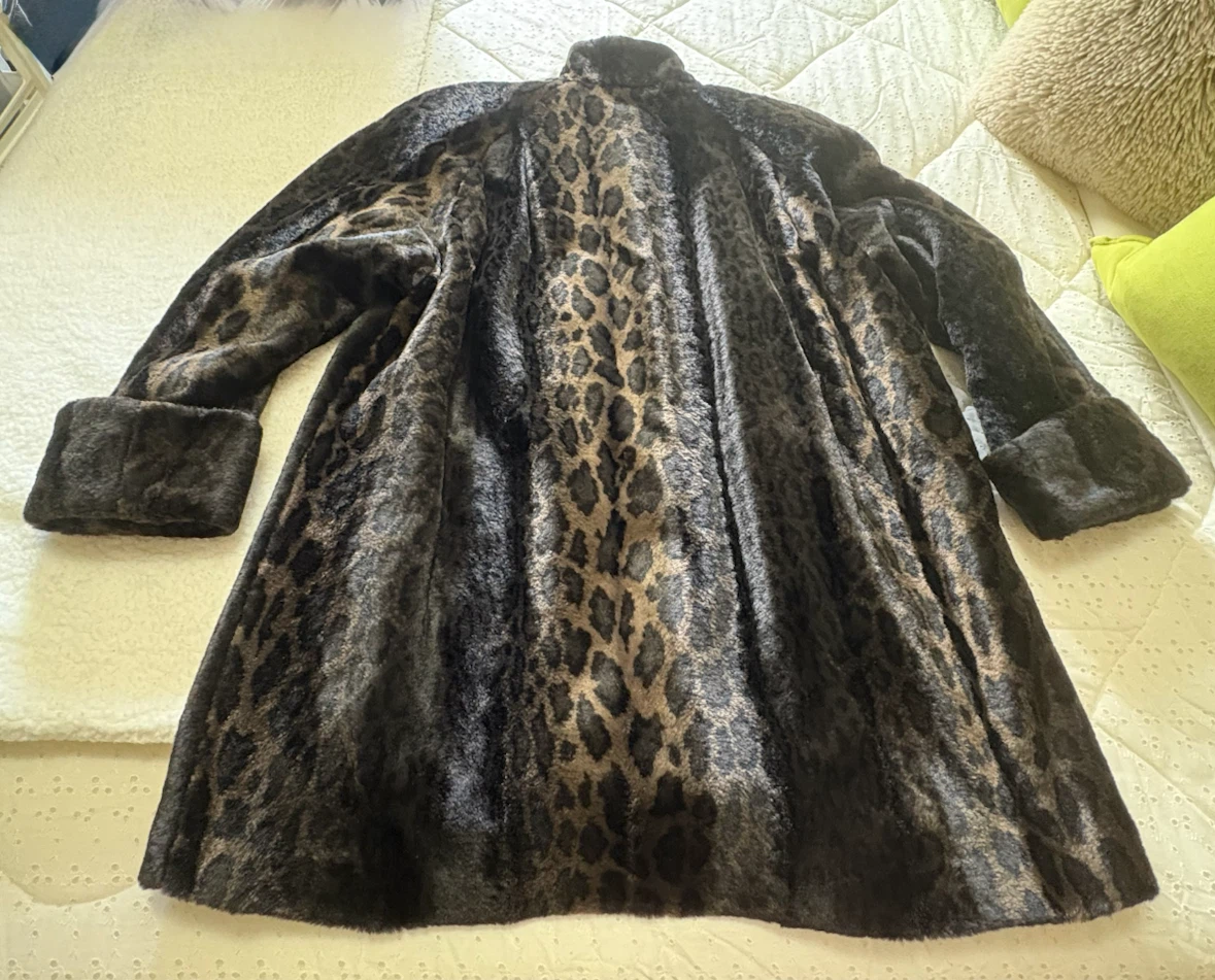 Novelti Leopard Print Faux Fur Coat Size 8 (Medium) - photo 2