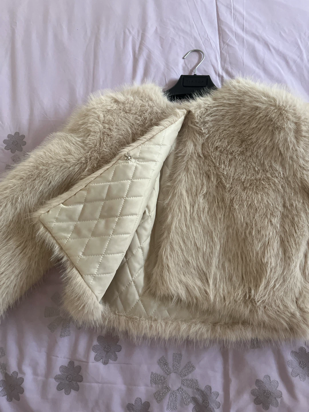 Cream Faux Fur Cropped Jacket - photo 2