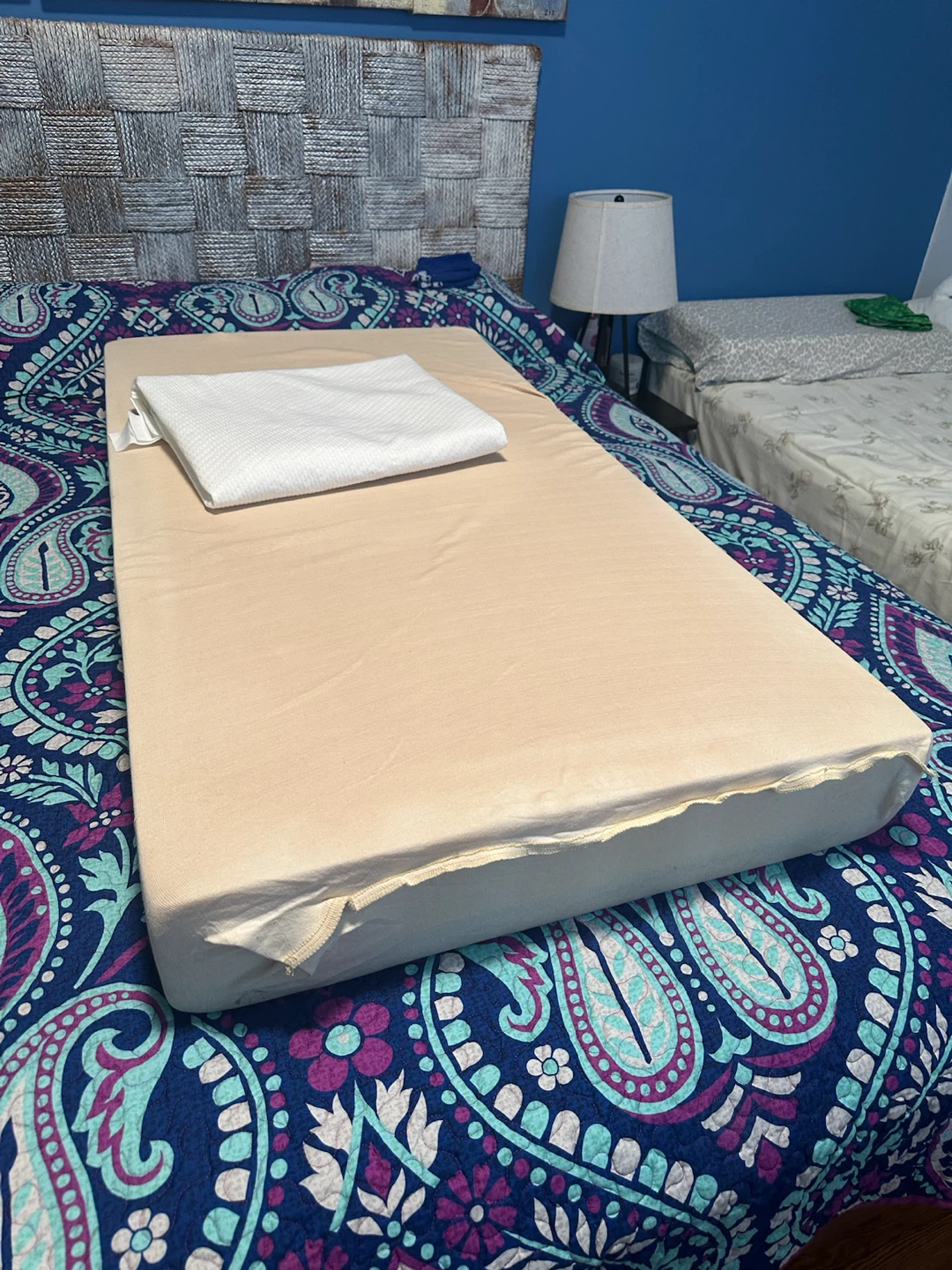 Twin size memory foam mattress topper