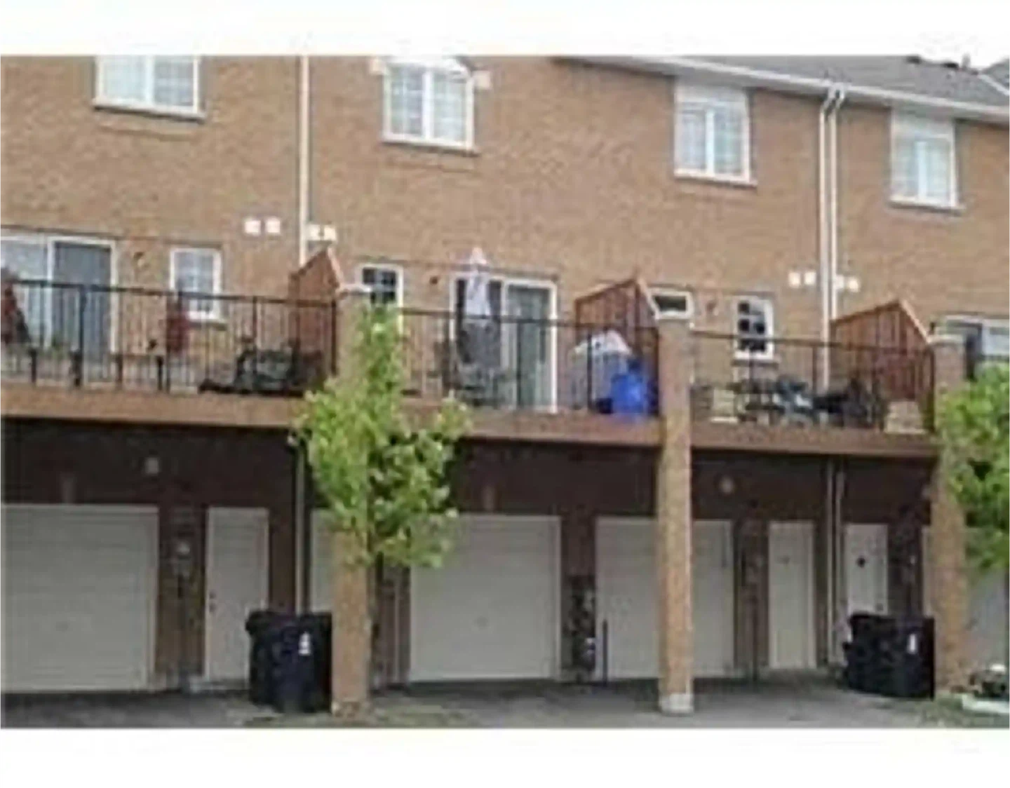 2 bedroom townhouse for rent