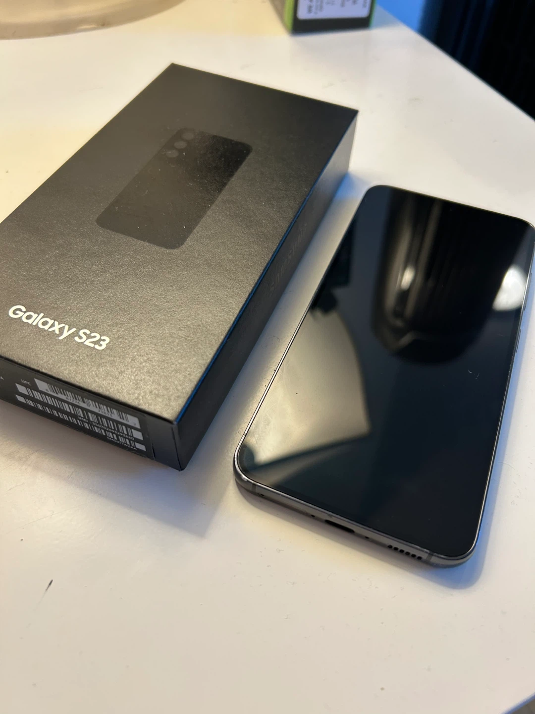 Samsung Galaxy S23 - photo 3