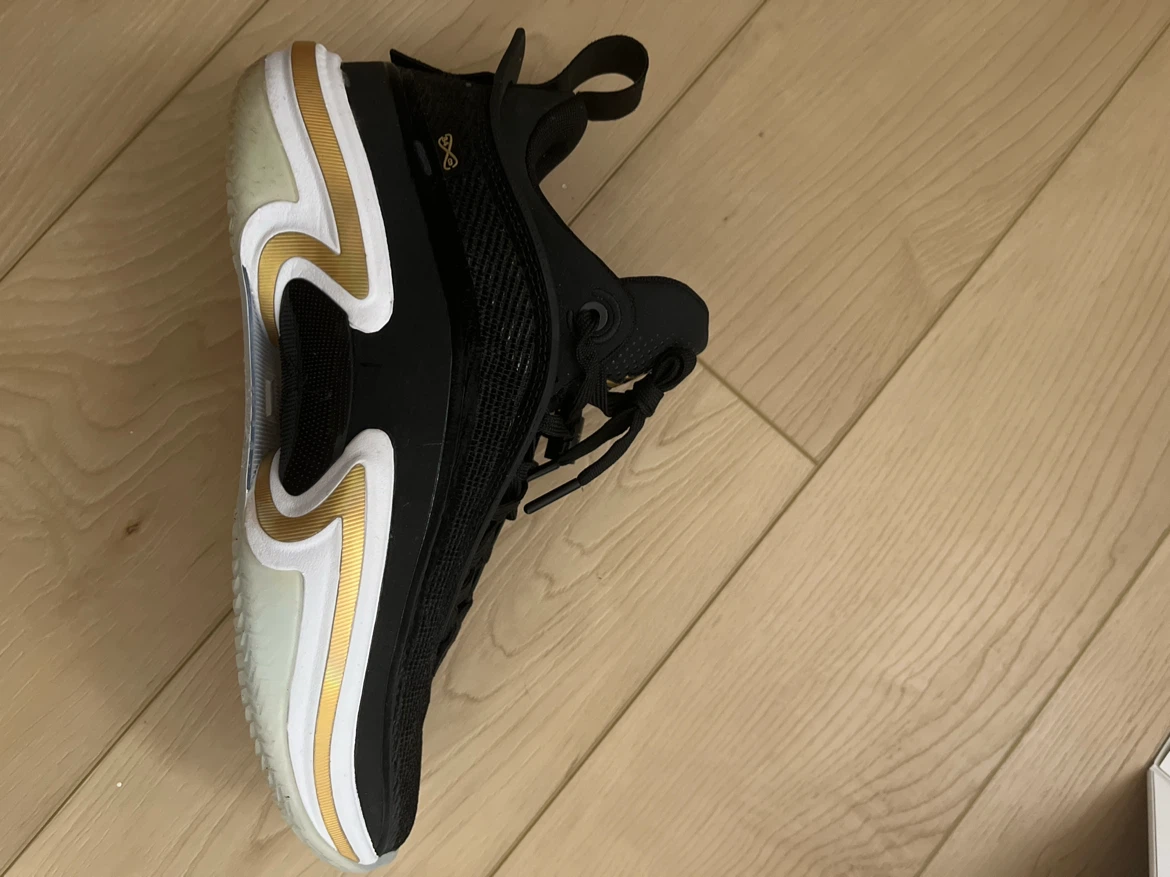 Air Jordan 36 Low Black and Gold Size 8.5 - photo 2