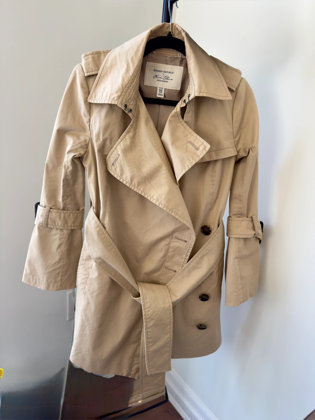 Banana Republic x Olivia Palermo Trench Coat – Elegant Details - photo 3