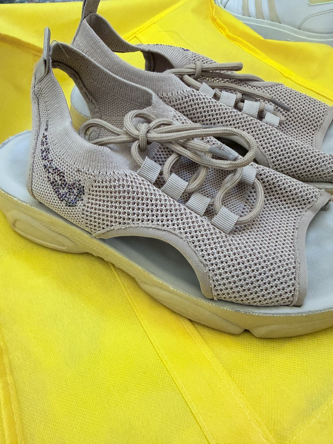 Xinfuda beige knit sandals - photo 2