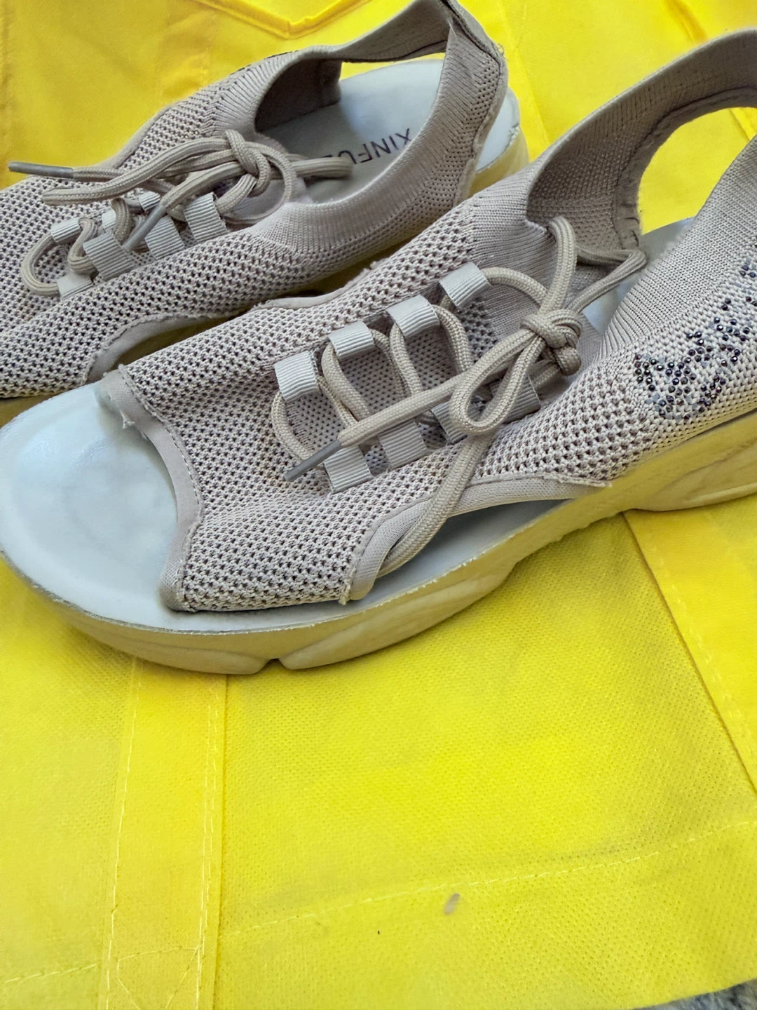 Xinfuda beige knit sandals - photo 4